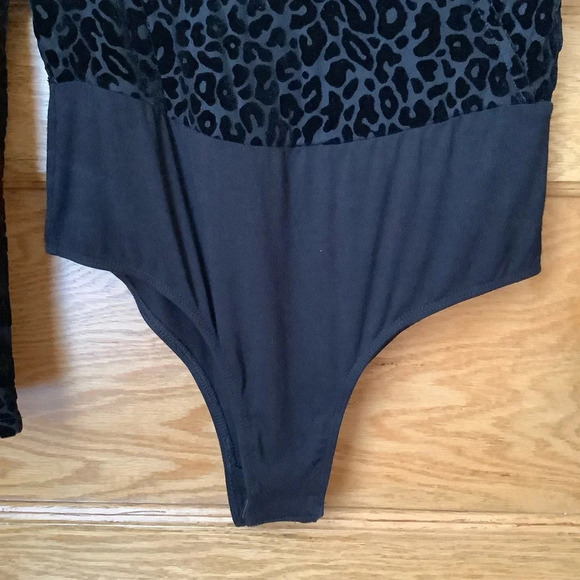 BARDOT Black Velvet Brocade Leopard Bodysuit - Picture 8 of 15